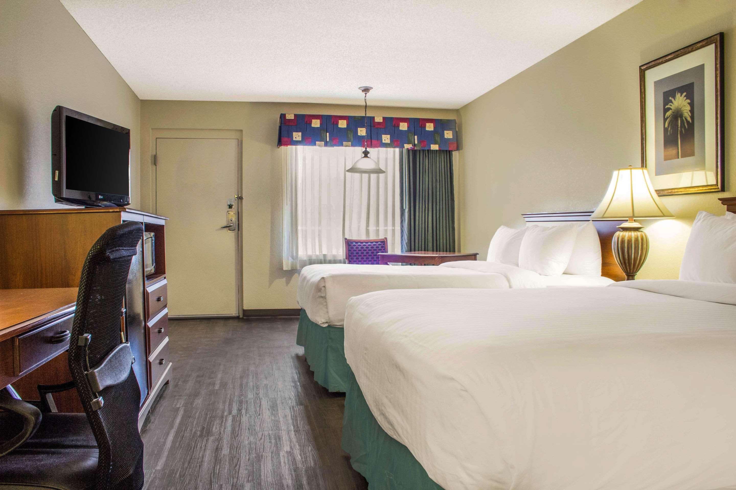 Quality Inn Benson I-10 Exit 304 Ngoại thất bức ảnh