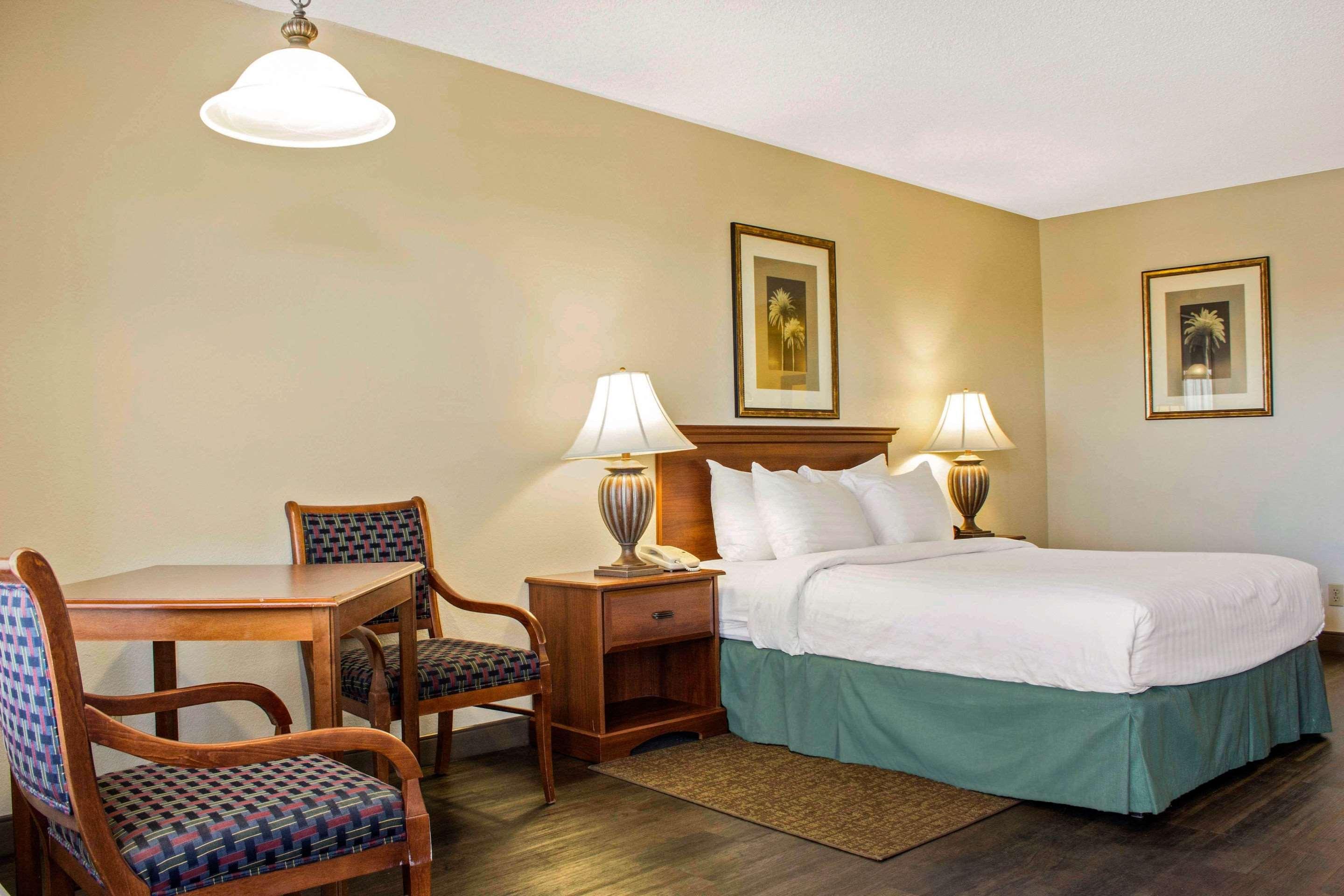 Quality Inn Benson I-10 Exit 304 Ngoại thất bức ảnh