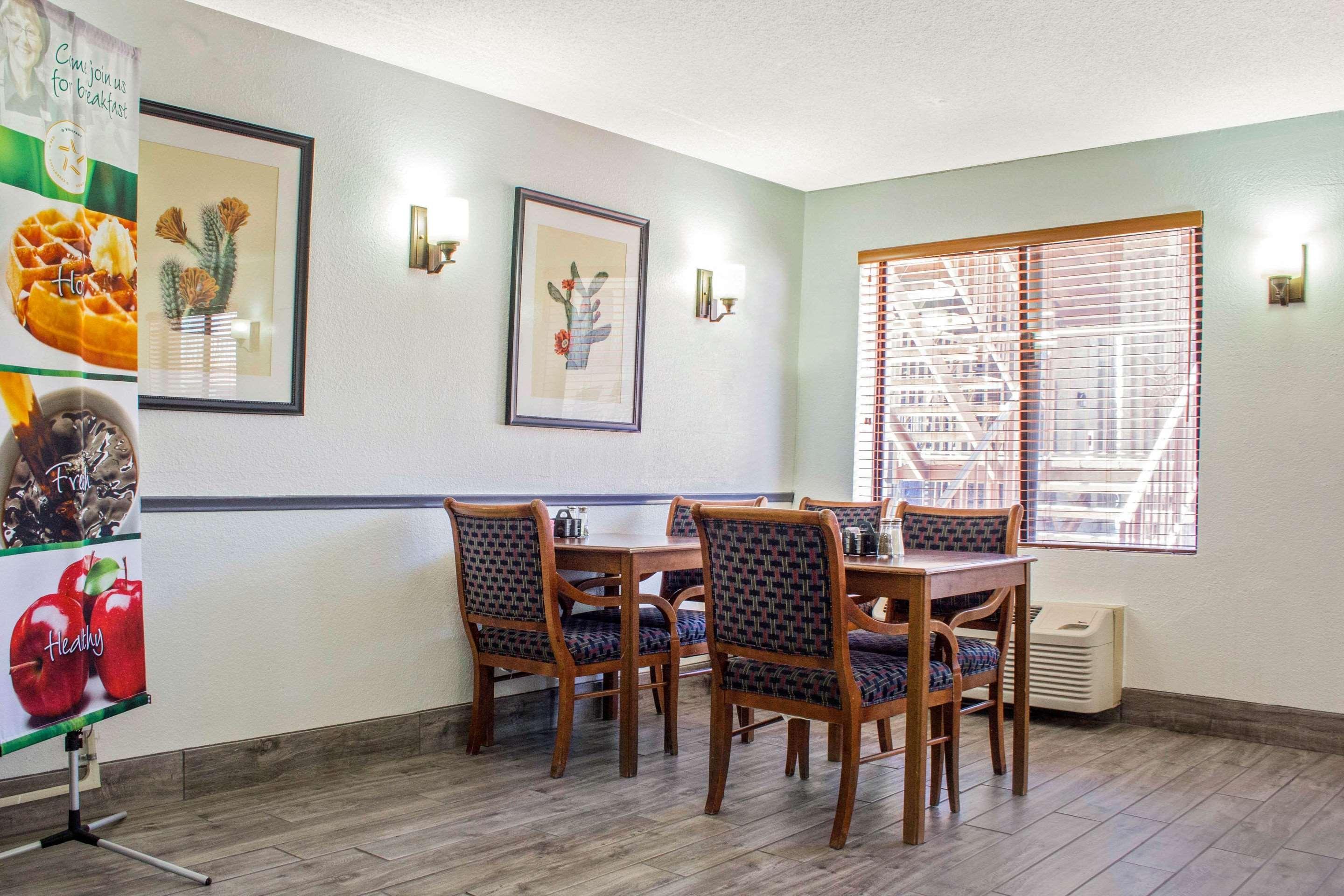 Quality Inn Benson I-10 Exit 304 Ngoại thất bức ảnh